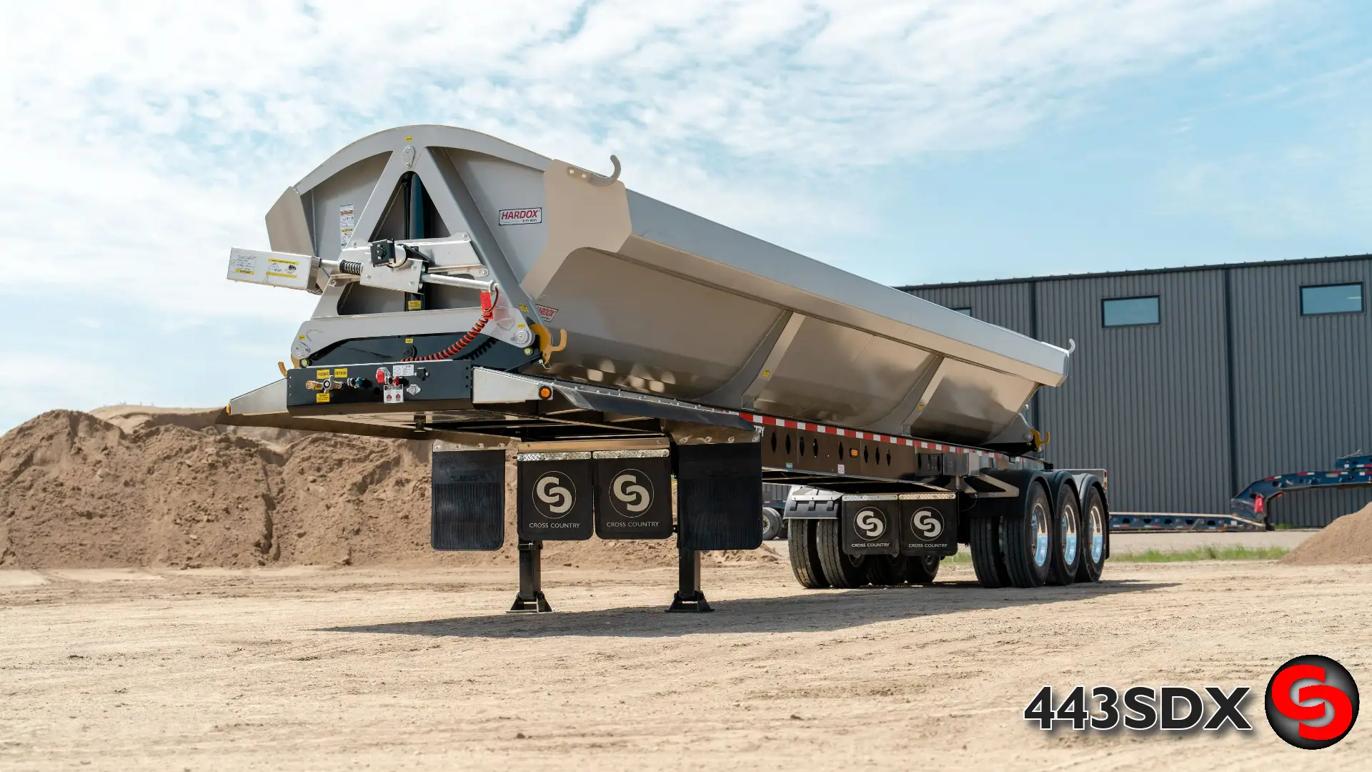 44' Tridem Side Dump — photo 11