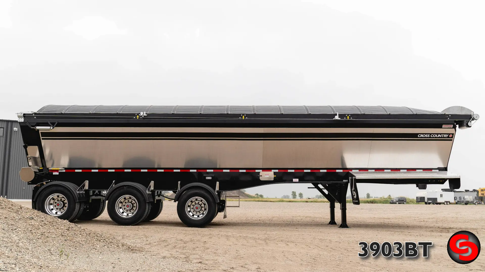 39' Tridem Belt Trailer — photo 7