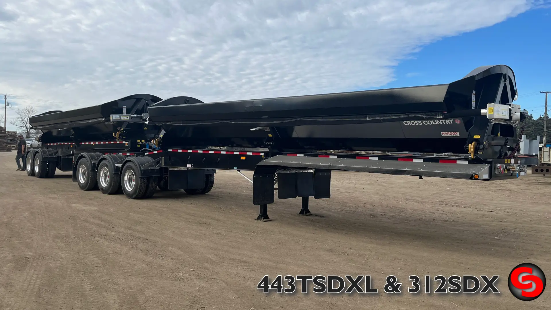 44' Tridem Side Dump — photo 18