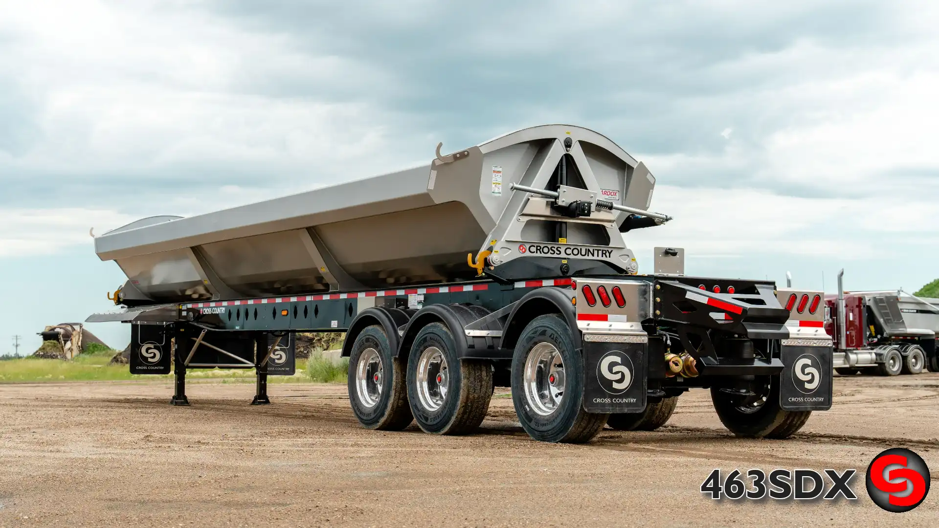 46' Tridem Side Dump — photo 4
